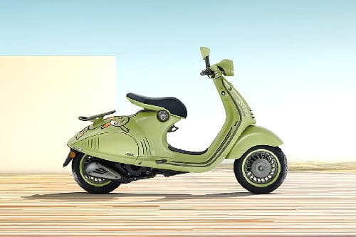 Vespa 946
